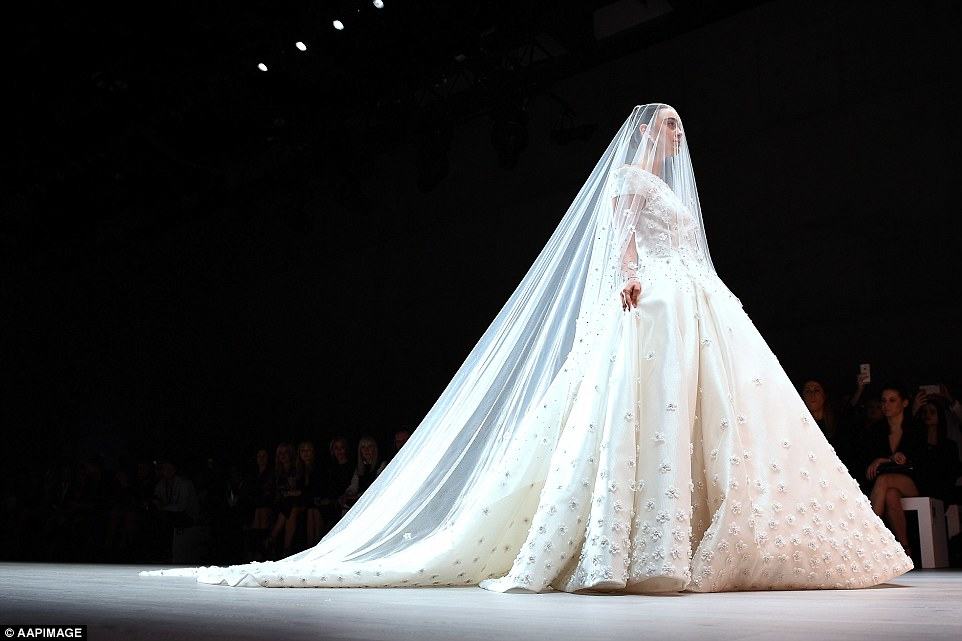 Steven Khalil's standing-ovation-earning bridal gown that closed a jaw-dropping show.