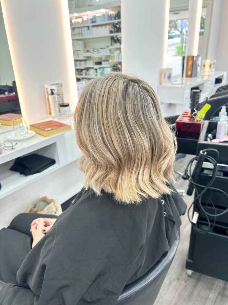 Blonde hair by Karolaine